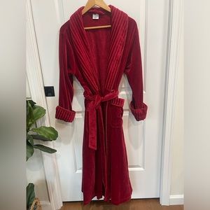 Cabernet Red Robe, Vintage